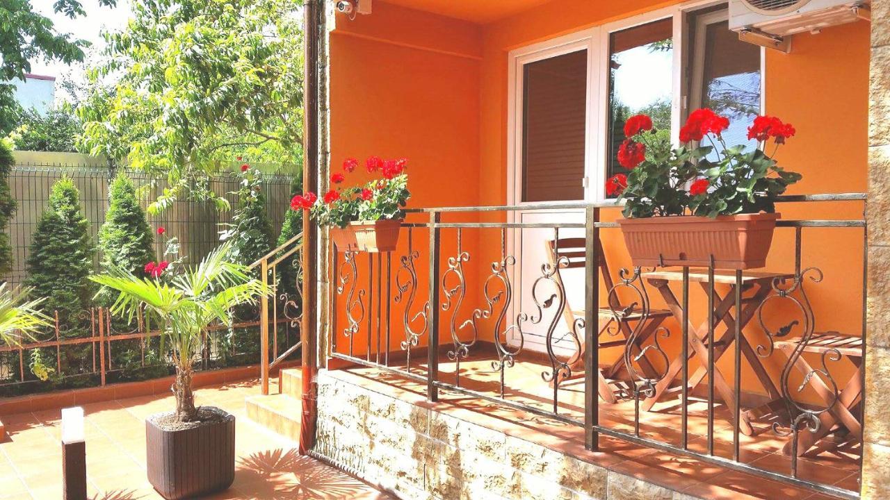 Vila Floarea Etiquette Costinesti Ngoại thất bức ảnh
