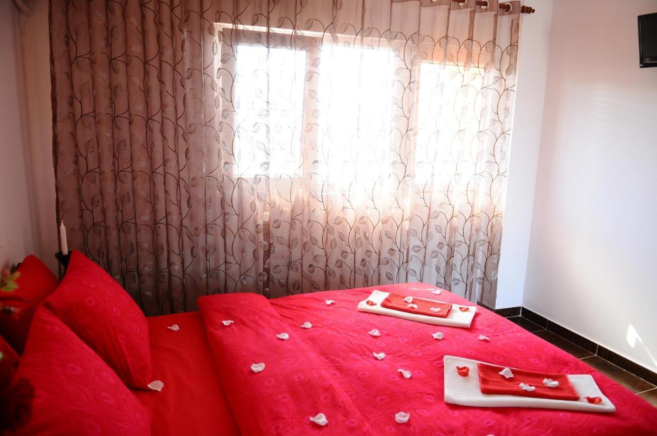 Vila Floarea Etiquette Costinesti Ngoại thất bức ảnh
